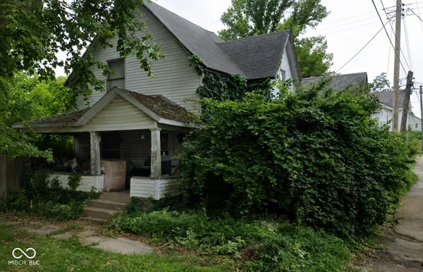 $15,900 | 614 South Race Street, Marion, IN 46953