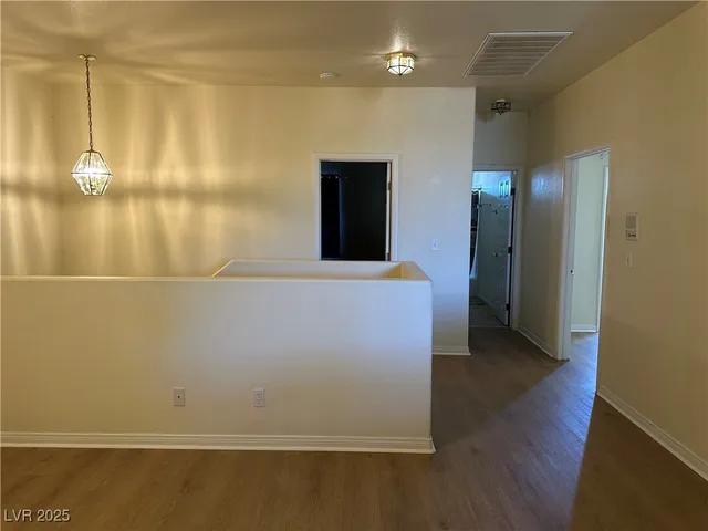 $1,700 | 5070 Tara Avenue, Unit 108, Las Vegas, NV 89146