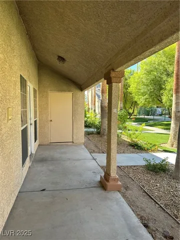 $1,700 | 5070 Tara Avenue, Unit 108, Las Vegas, NV 89146
