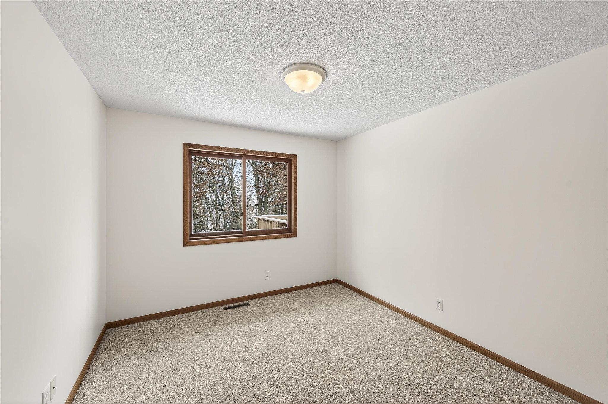 1325 Driving Park Road Stillwater, MN 55082 - Photo 27 of 46