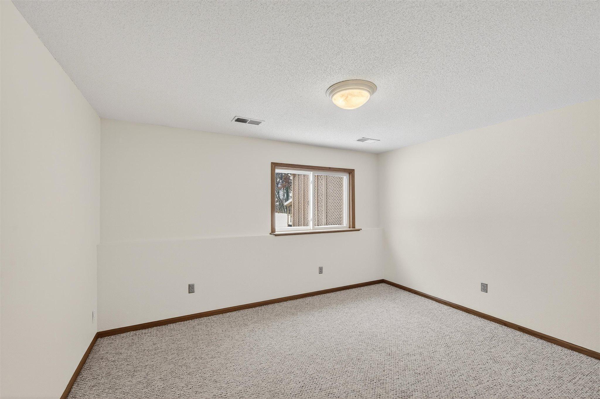 1325 Driving Park Road Stillwater, MN 55082 - Photo 34 of 46