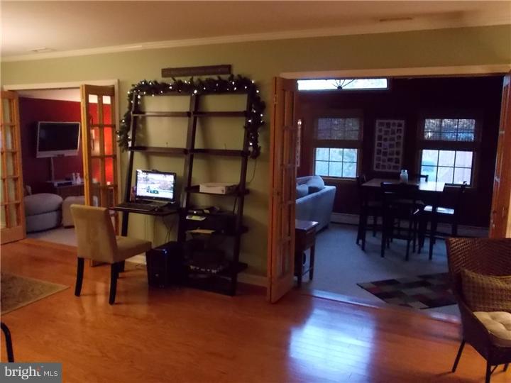 35 Spinythorn Road Levittown, PA 19056 - Photo 20 of 25 Gallery Image 20