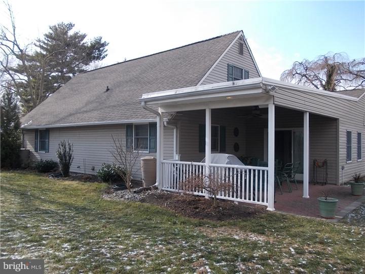 35 Spinythorn Road Levittown, PA 19056 - Photo 22 of 25 Exterior Side