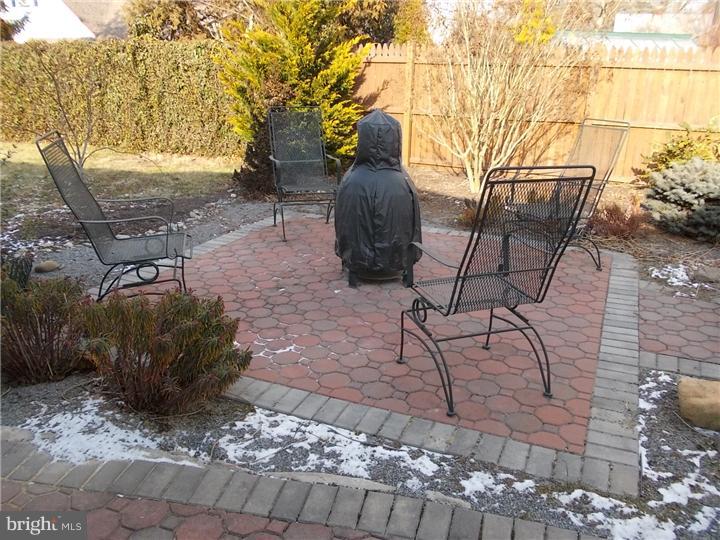 35 Spinythorn Road Levittown, PA 19056 - Photo 25 of 25 Patio
