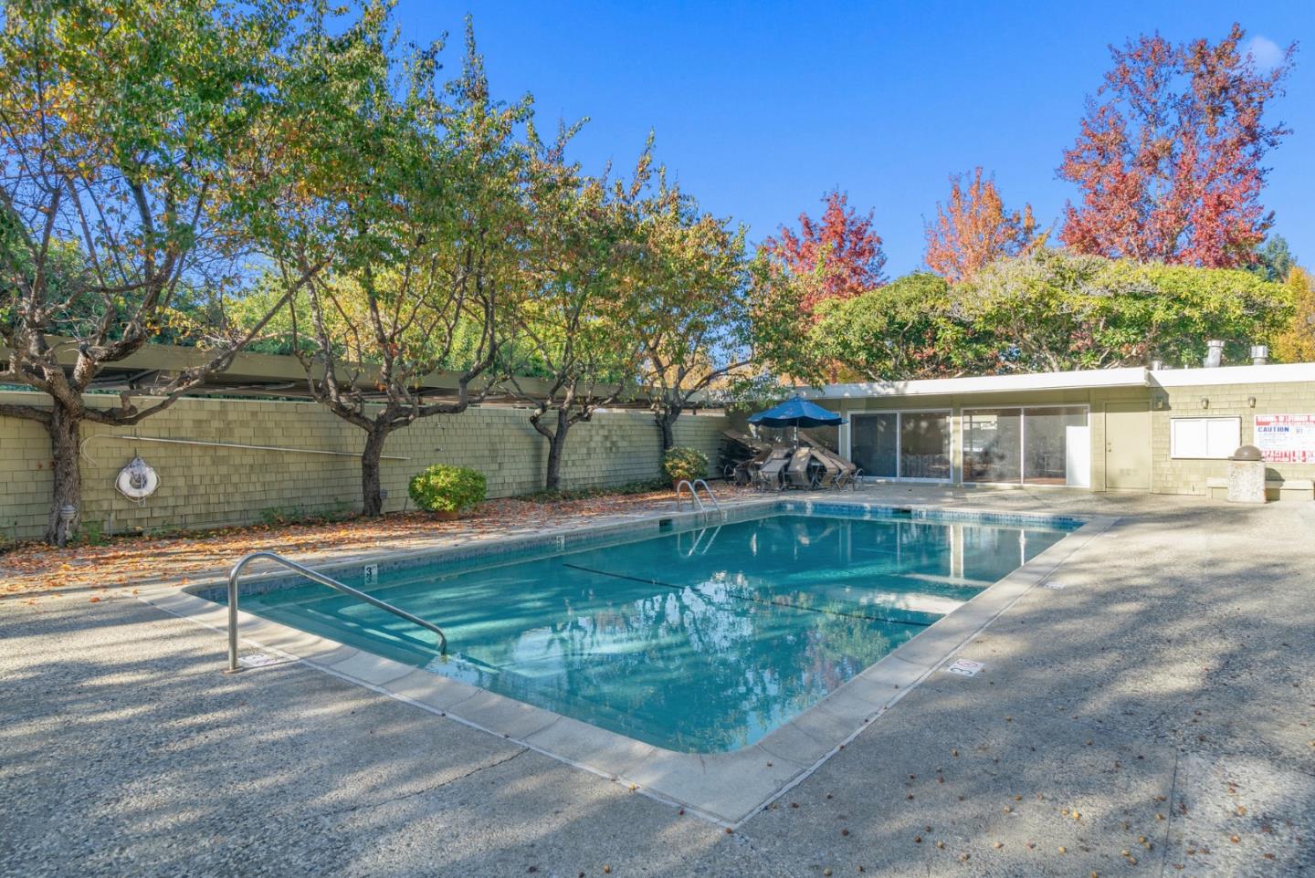280 Easy Street, Unit 403 Mountain View, CA 94043 - Photo 21 of 21 a front view of a house with fountain
