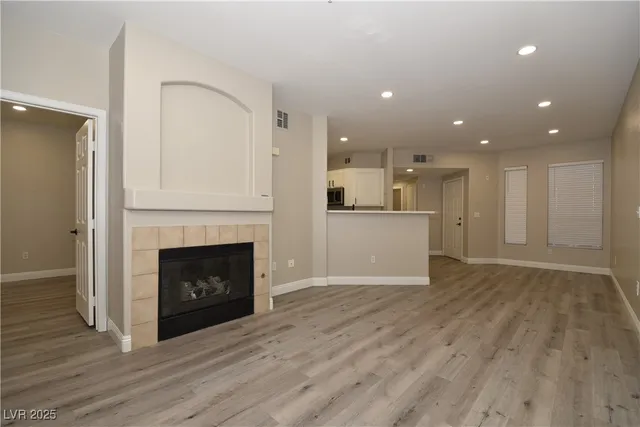 $1,450 | 7155 South Durango Drive, Unit 207, Las Vegas, NV 89113