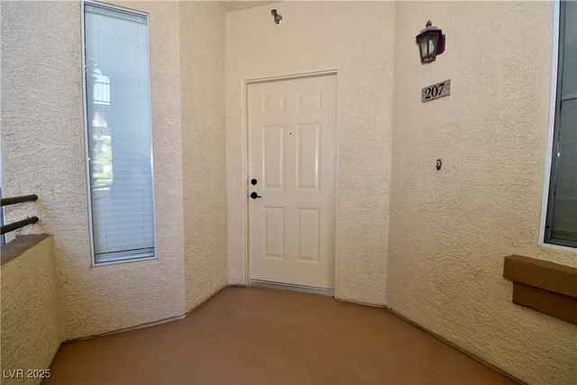 $1,450 | 7155 South Durango Drive, Unit 207, Las Vegas, NV 89113