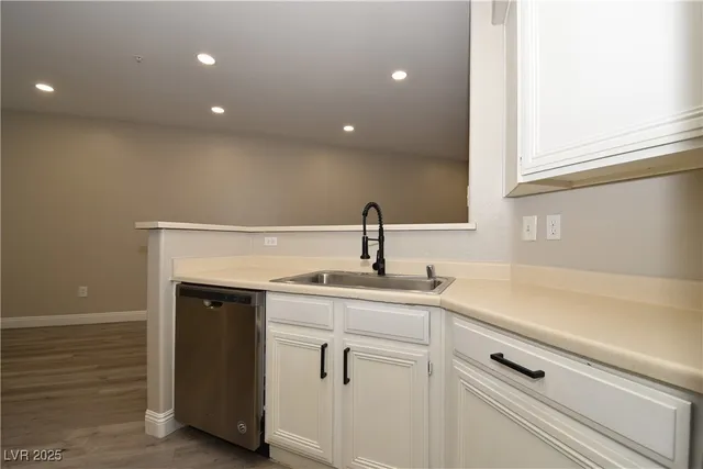 $1,450 | 7155 South Durango Drive, Unit 207, Las Vegas, NV 89113