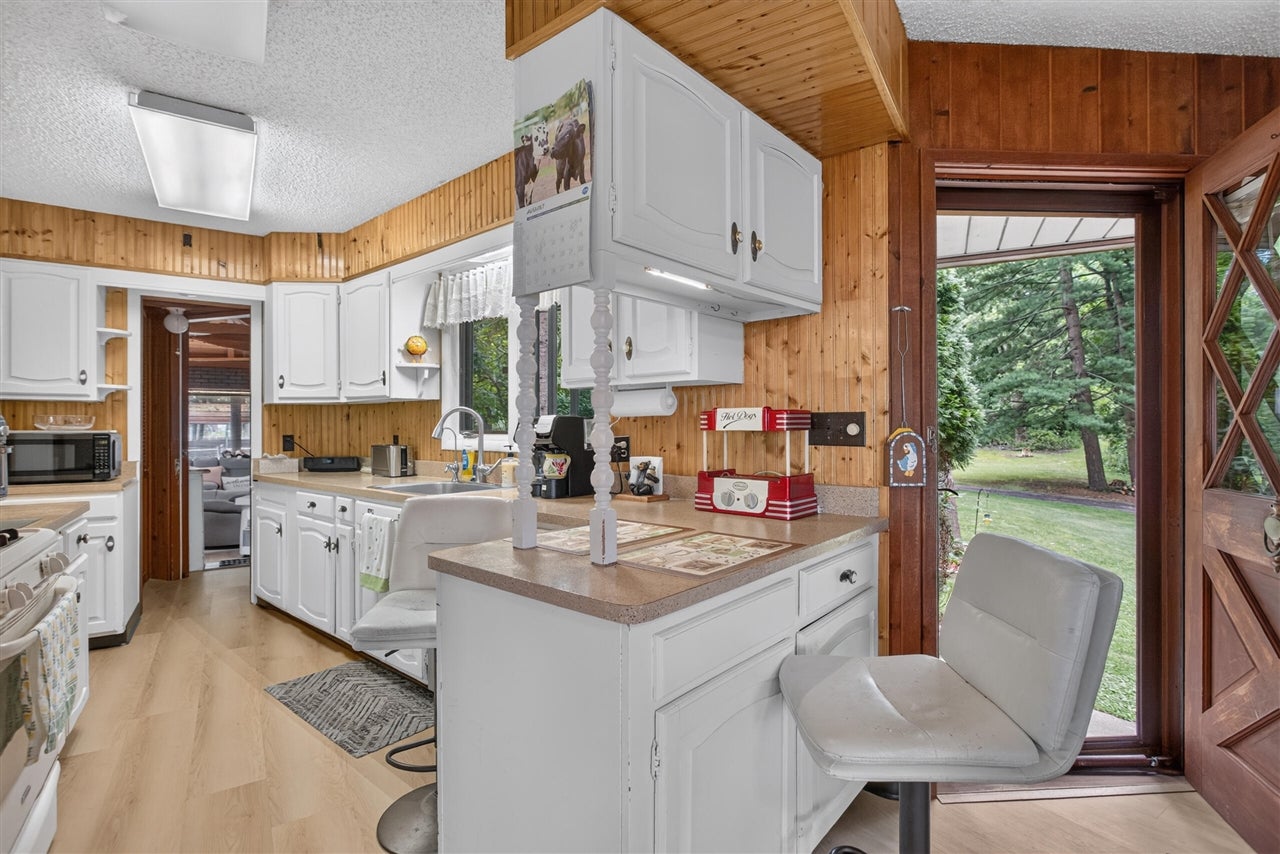 1916 Ackerson Lake Road Jackson, MI 49201 - Photo 12 of 81 Gallery Image 12