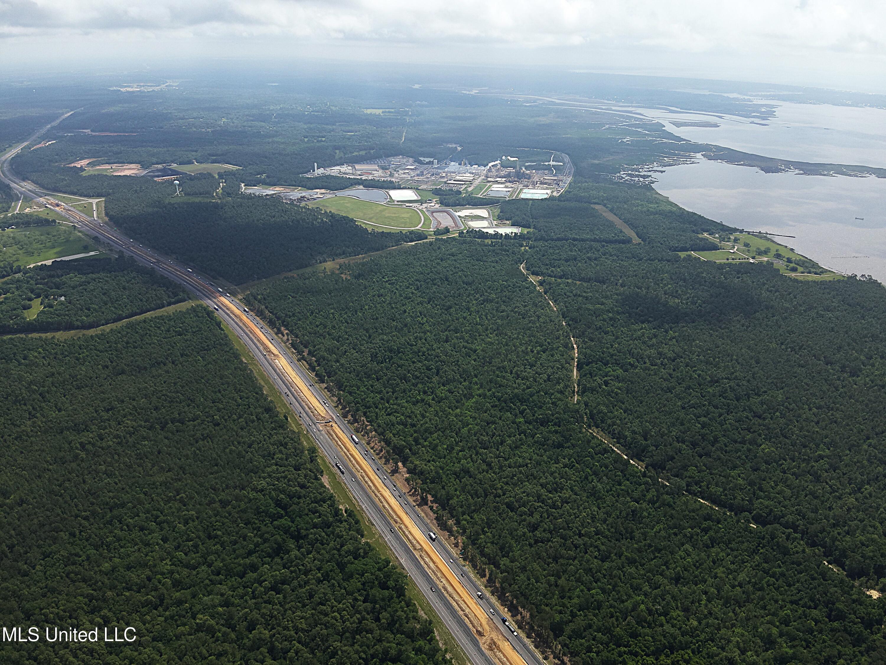 10 West Interstate Pass Pass Christian, MS 39571 - Photo 19 of 23 DJI_20250424105840_0032_W