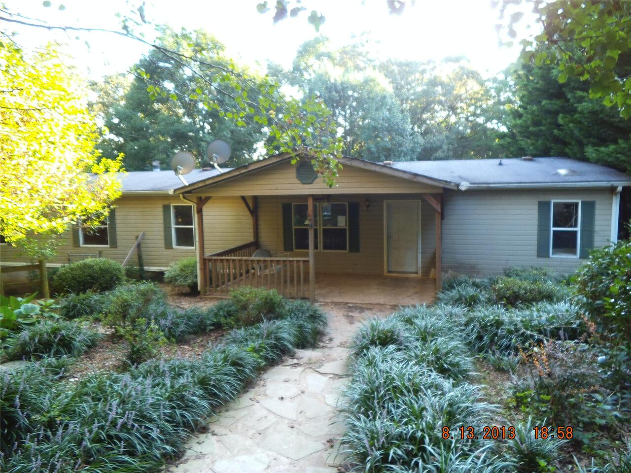 520 Chopped Oak Road Toccoa, GA 30577 - Photo 1 of 1 Front