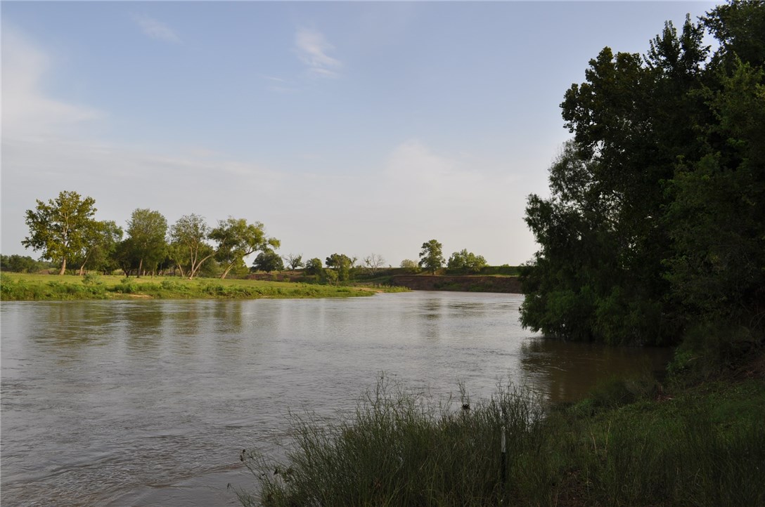 Tbd Reinsch Road Smithville, TX 78957 - Photo 1 of 1 a view of lake
