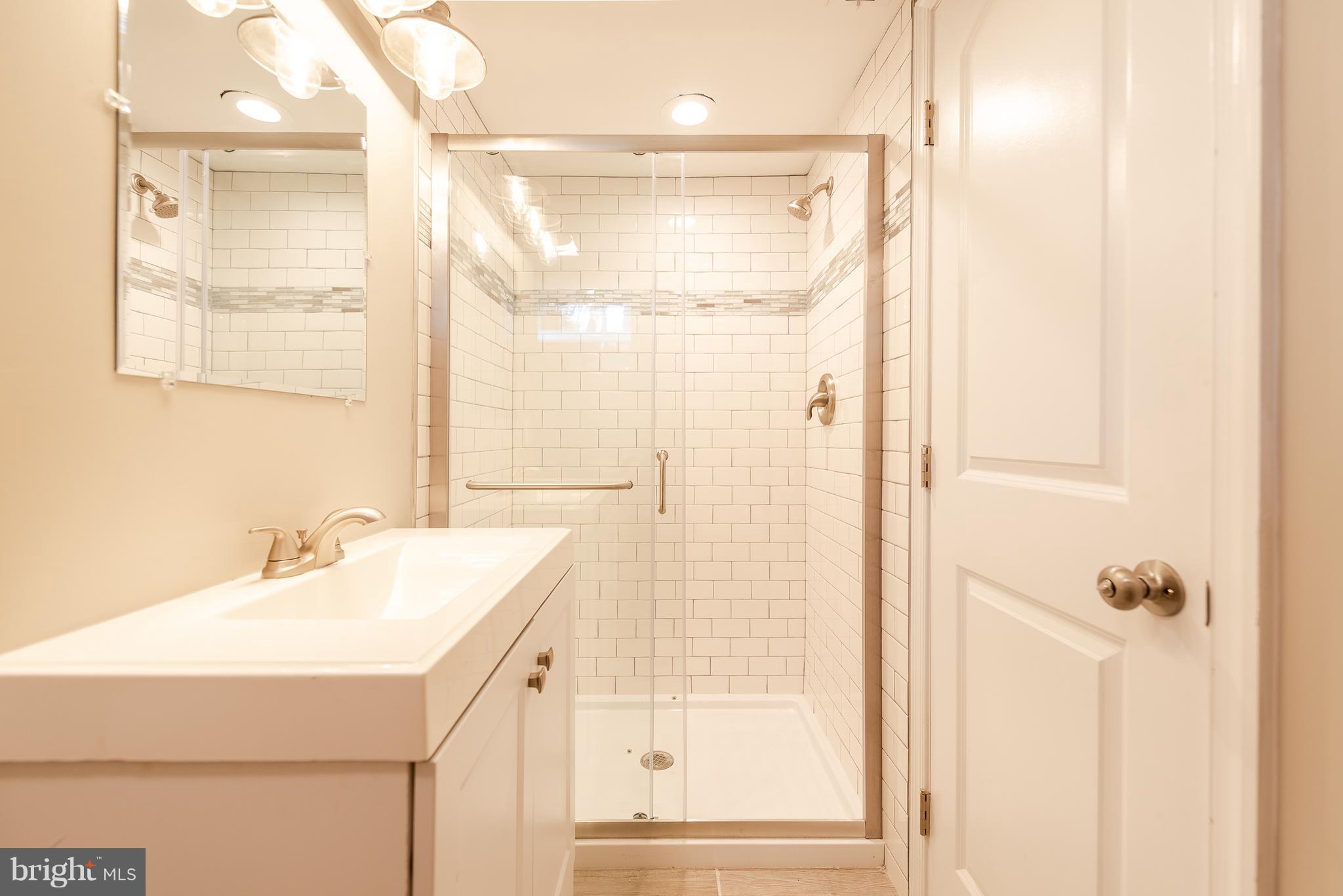 628 Stamford Road Baltimore, MD 21229 - Photo 18 of 22 Bath