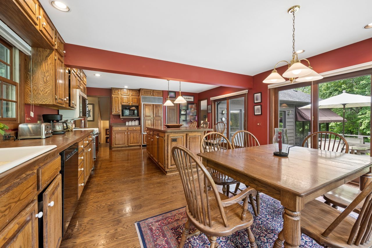 25860 West Timberlake Road Barrington, IL 60010 - Photo 13 of 44