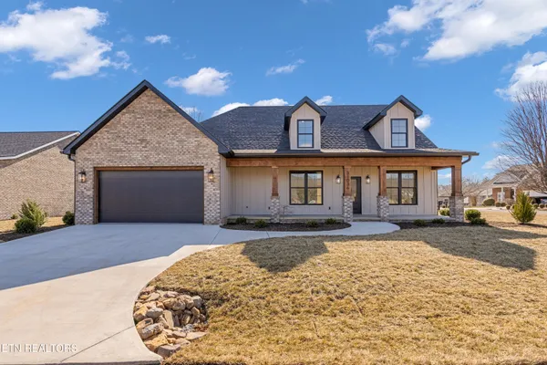 $789,900 | 31036 Oberlin Lane, Glade Spring, VA 24340