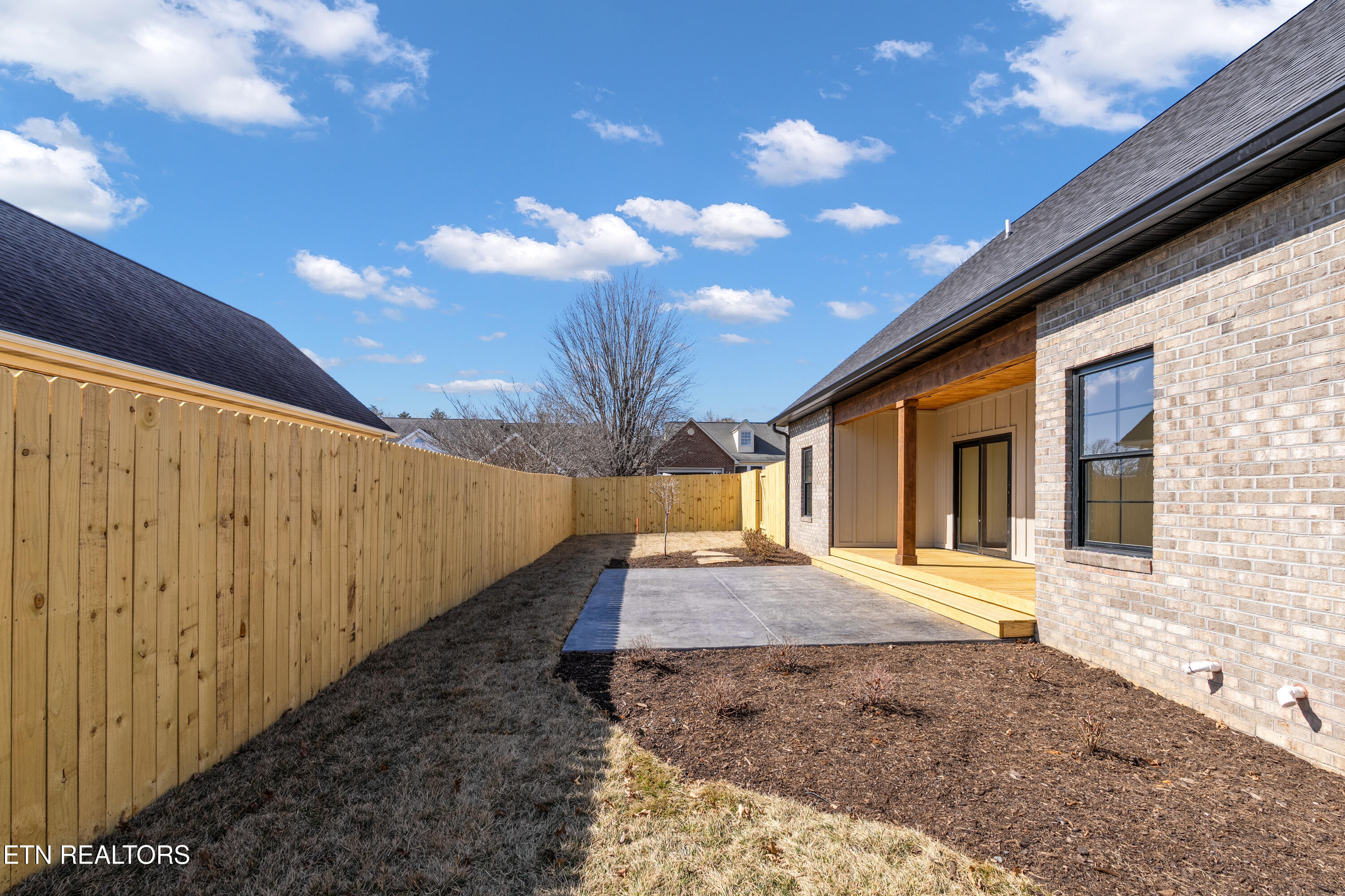 31036 Oberlin Lane Glade Spring, VA 24340 - Photo 4 of 23 4) 67790-69a59e89b9722