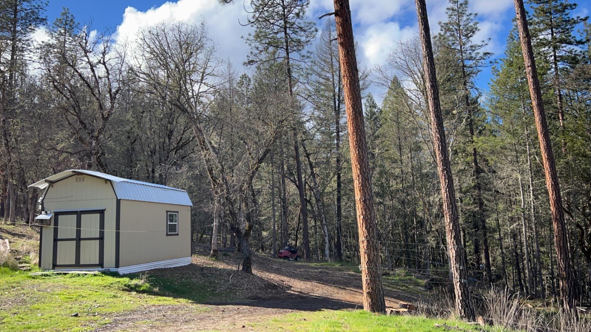 2214-2224 Little Applegate Road Jacksonville, OR 97530 - Photo 13 of 21 IMG_9337