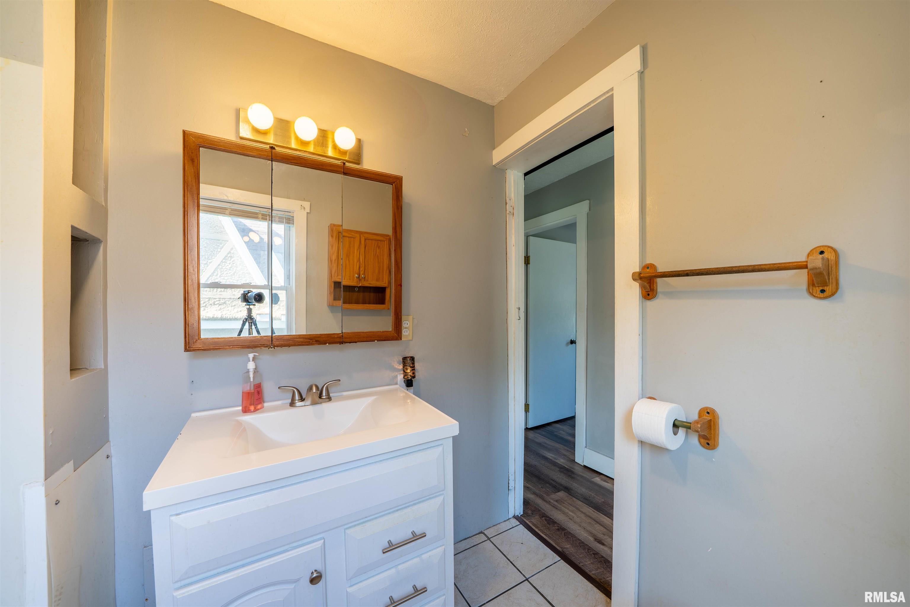 2714 North Prospect Road Peoria, IL 61603 - Photo 36 of 39 Gallery Image 36