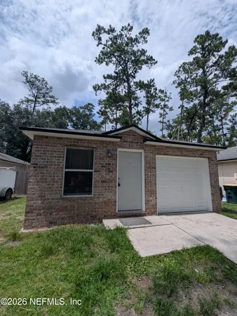 $1,700 | 8173 Woods Avenue, Jacksonville, FL 32216