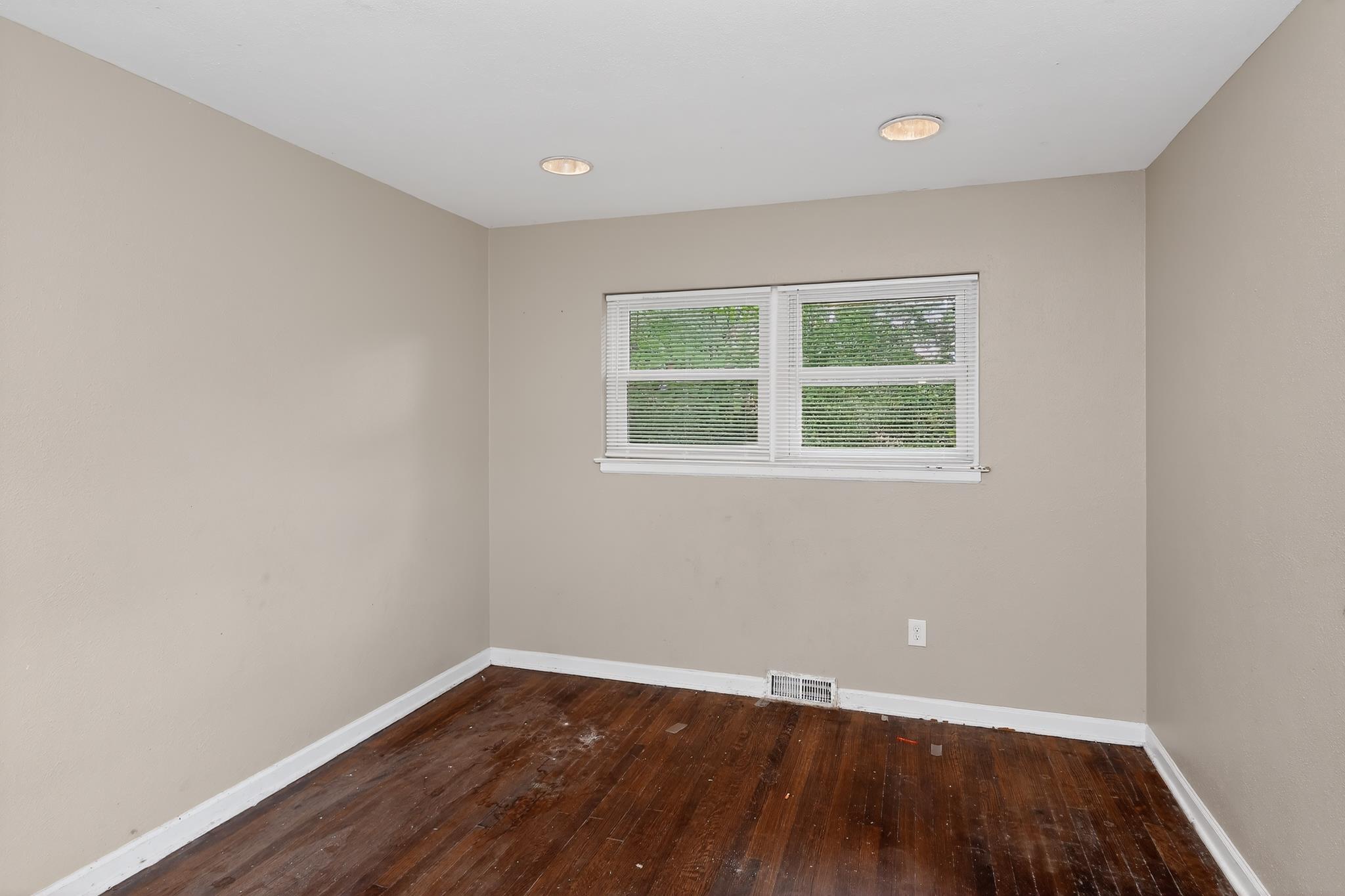 1403 Old Hickory Road Memphis, TN 38116 - Photo 29 of 31 Interior space featuring wood-finish flooring, light neutral-toned walls, and recessed ceiling lighting