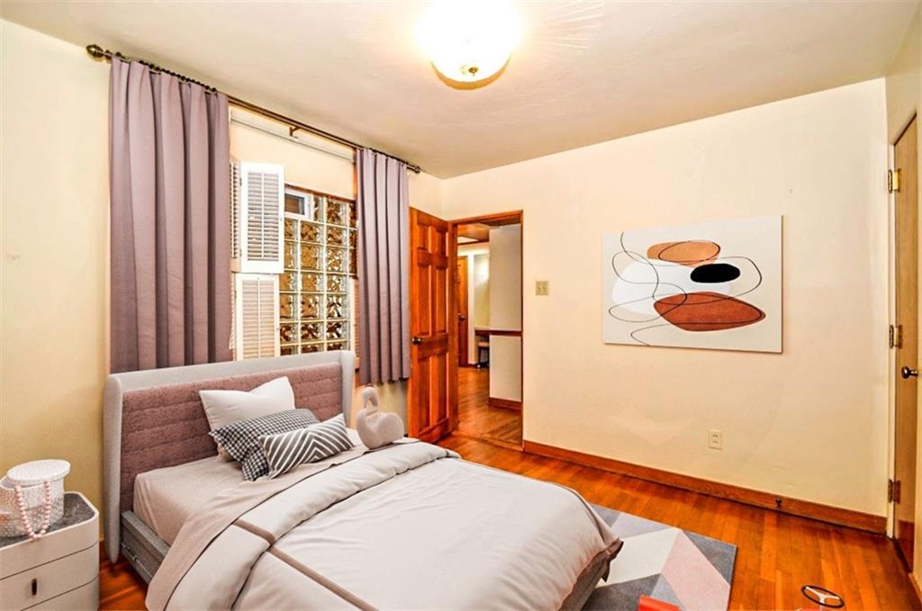 65 Cort Street Washington, PA 15301 - Photo 35 of 49 a bedroom with a bed and a window