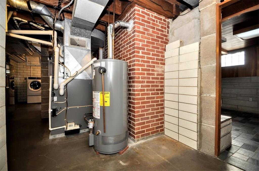 65 Cort Street Washington, PA 15301 - Photo 49 of 49 a view of parking area