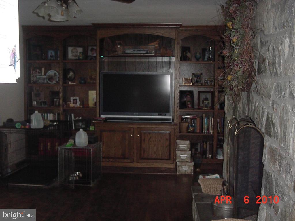 284 Esbenshade Road Ronks, PA 17572 - Photo 7 of 11 Gallery Image 7