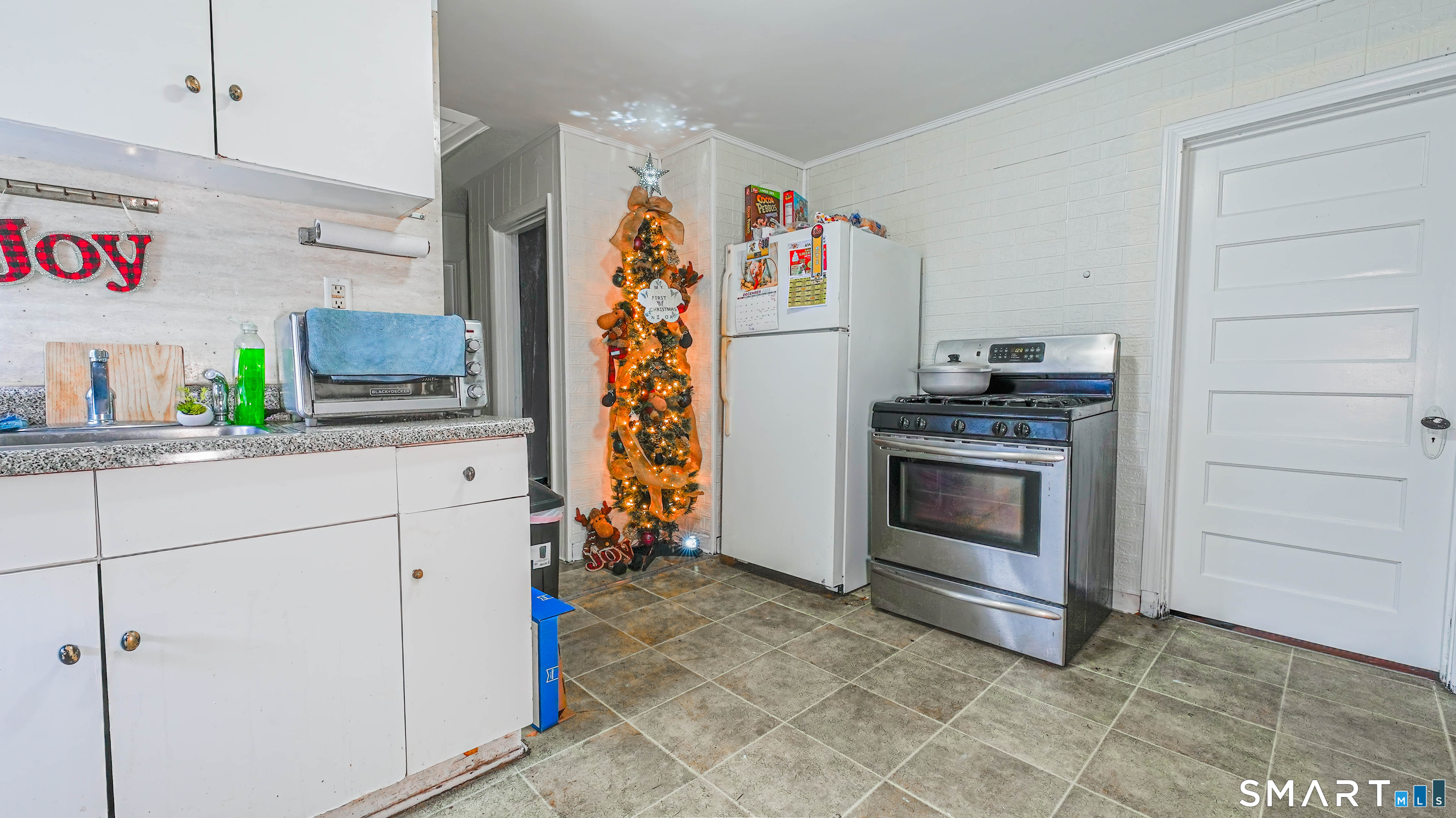 39 Houston Street New Haven, CT 06513 - Photo 27 of 37