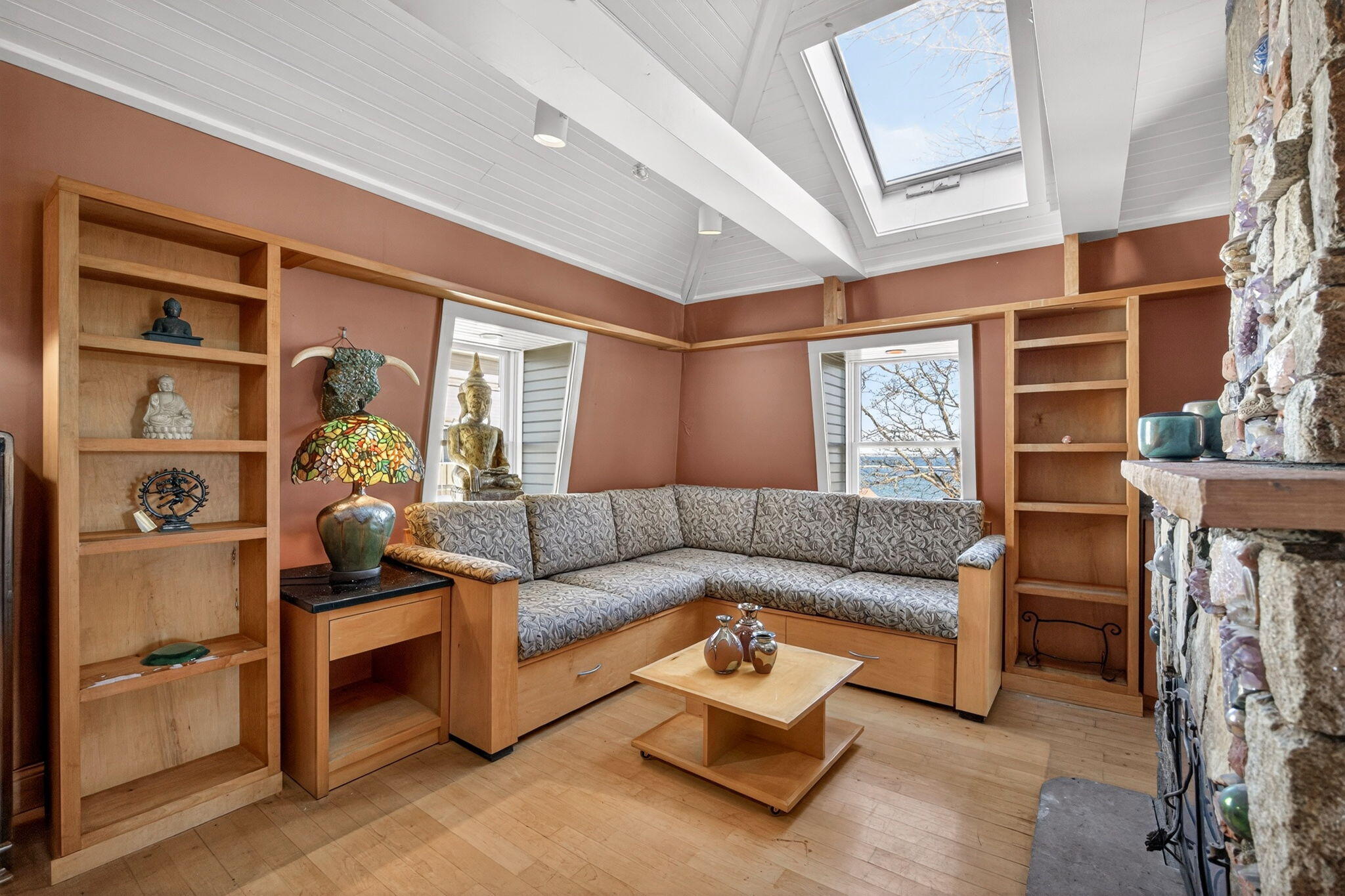 4 Center Street Provincetown, MA 02657 - Photo 18 of 32 .