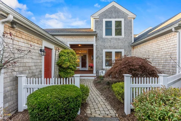 $775,000 | 19 West Trevor Hill, Unit 19, Plymouth, MA 02360