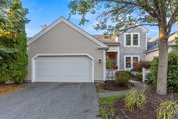 $775,000 | 19 West Trevor Hill, Unit 19, Plymouth, MA 02360