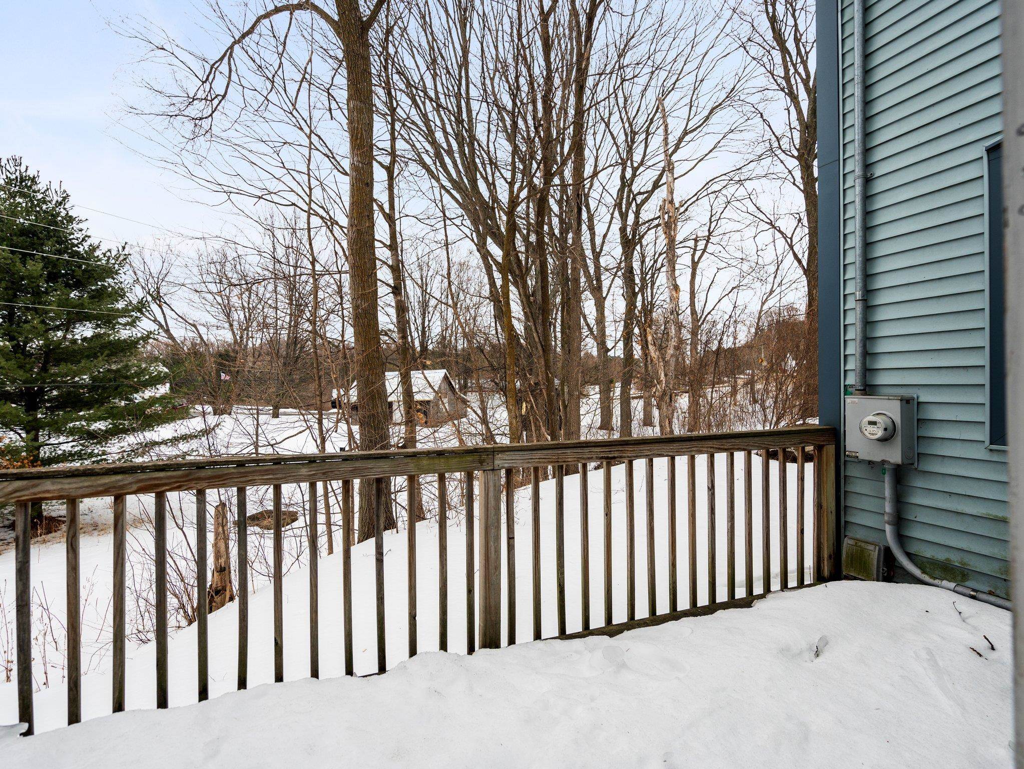 2915 East Hammond Road Traverse City, MI 49686 - Photo 24 of 42
