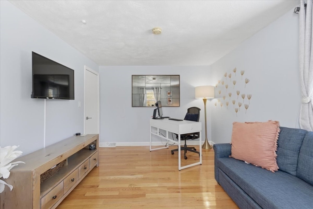 9 Williams Road Sharon, MA 02067 - Photo 22 of 42