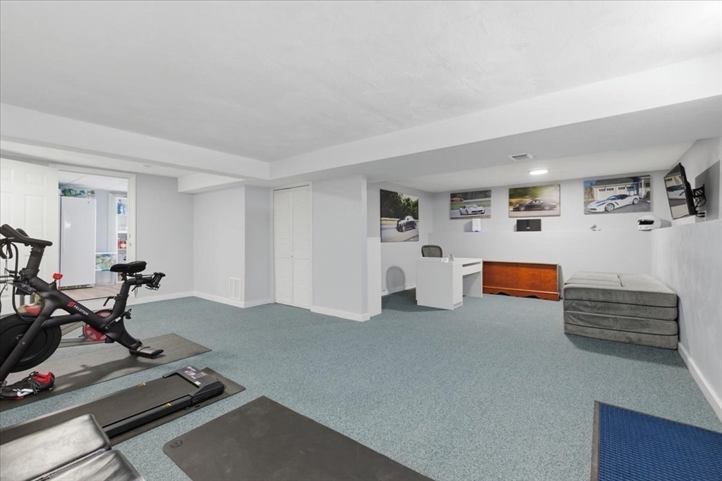 9 Williams Road Sharon, MA 02067 - Photo 33 of 42