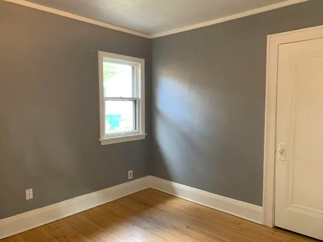 $2,900 | 1424 East Olive Street, Shorewood, WI 53211