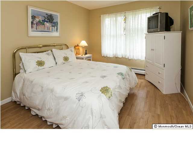 42 Farm Road Middletown, NJ 07748 - Photo 17 of 22 Additional Photo