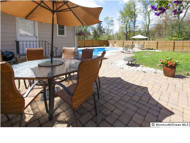 42 Farm Road Middletown, NJ 07748 - Photo 5 of 22 Additional Photo