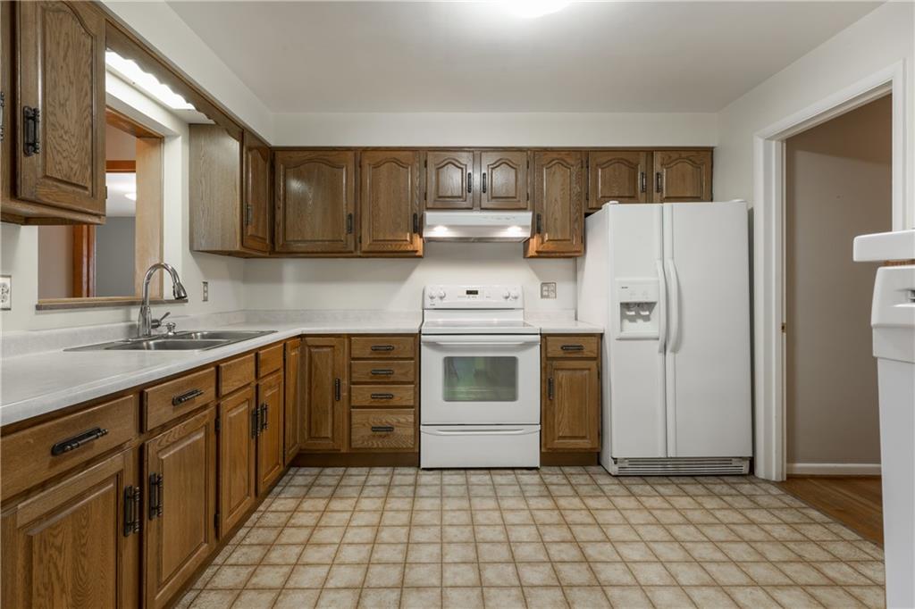 128 Sharp Road White Oak, PA 15131 - Photo 5 of 24 Gallery Image 5