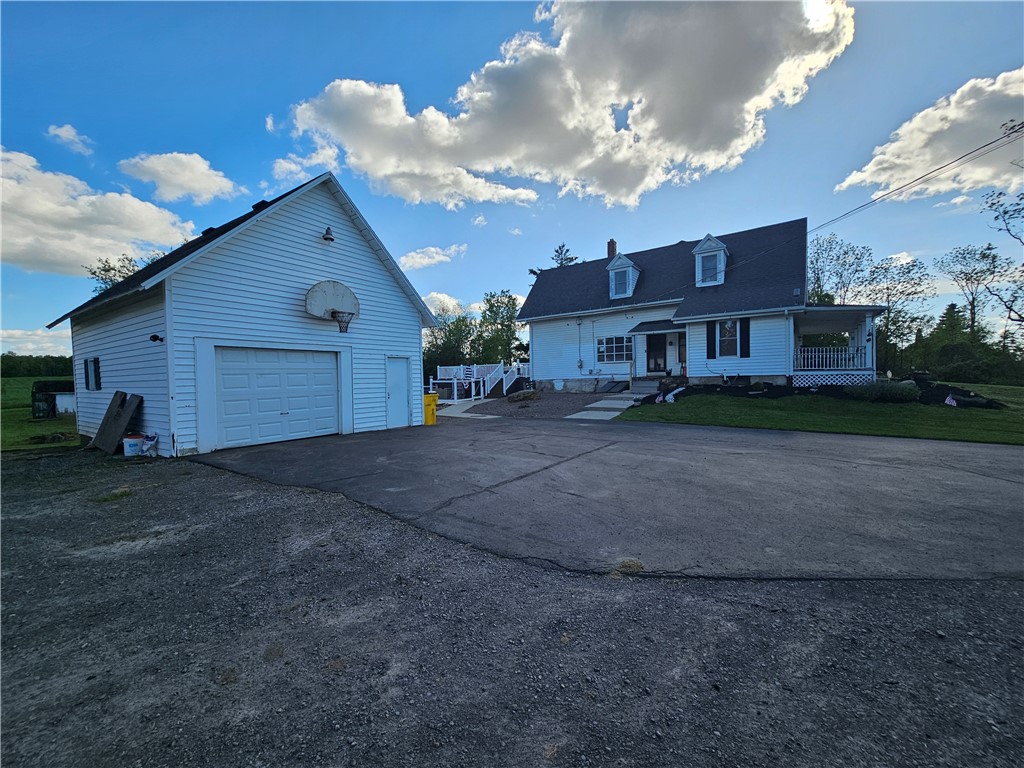 2434 Townline Road Alabama, NY 14020 - Photo 5 of 49