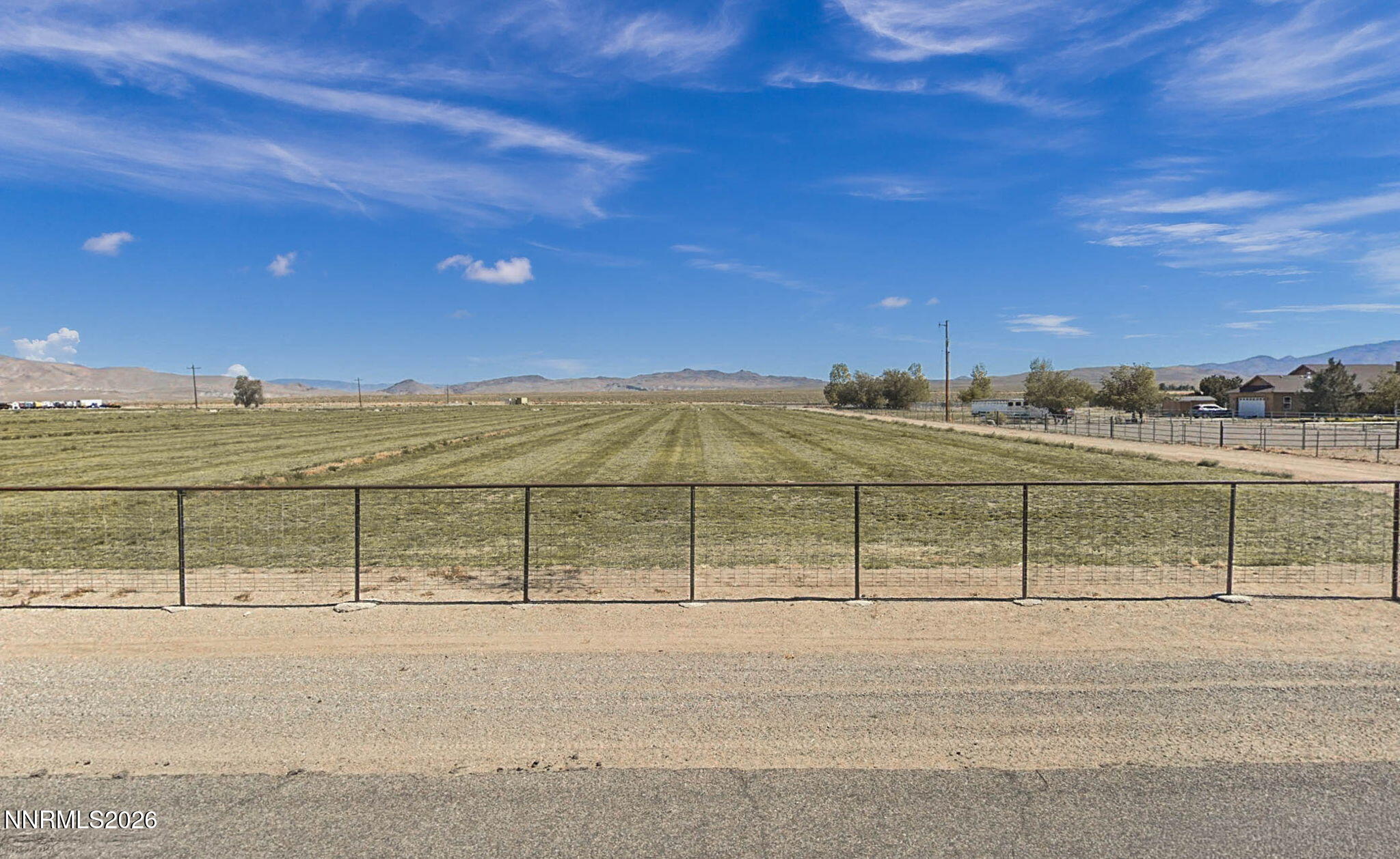a view of a tennis court