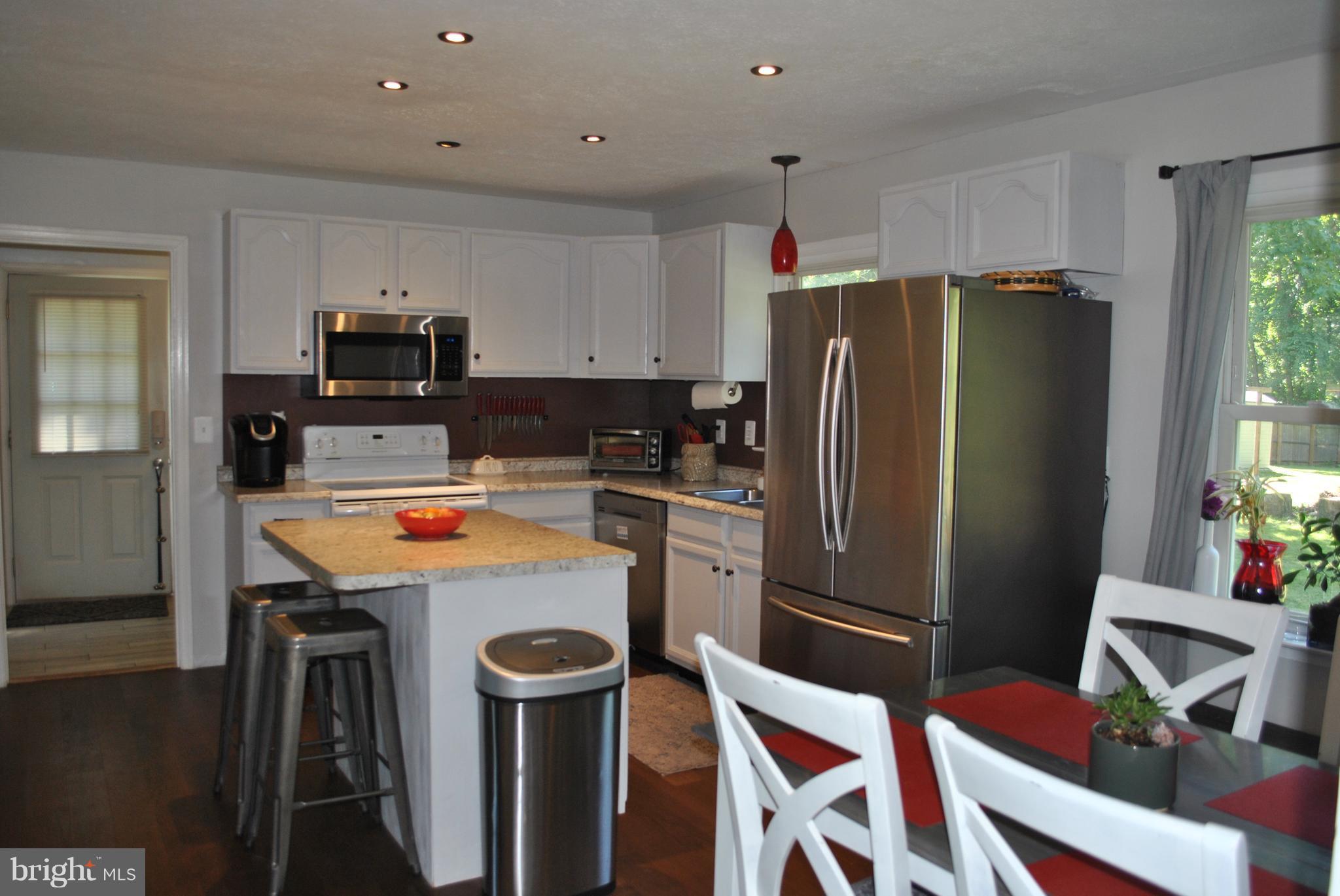 16199 Gibson Mill Road Culpeper, VA 22701 - Photo 9 of 26 Kitchen