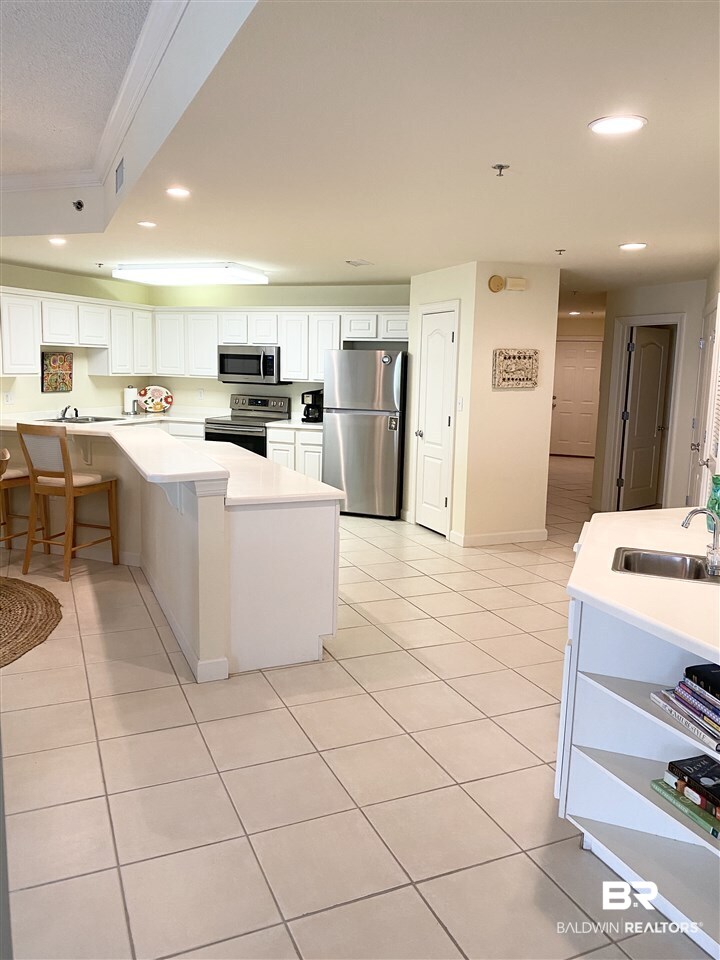 27770 Canal Road, Unit 2204 Orange Beach, AL 36561 - Photo 3 of 13