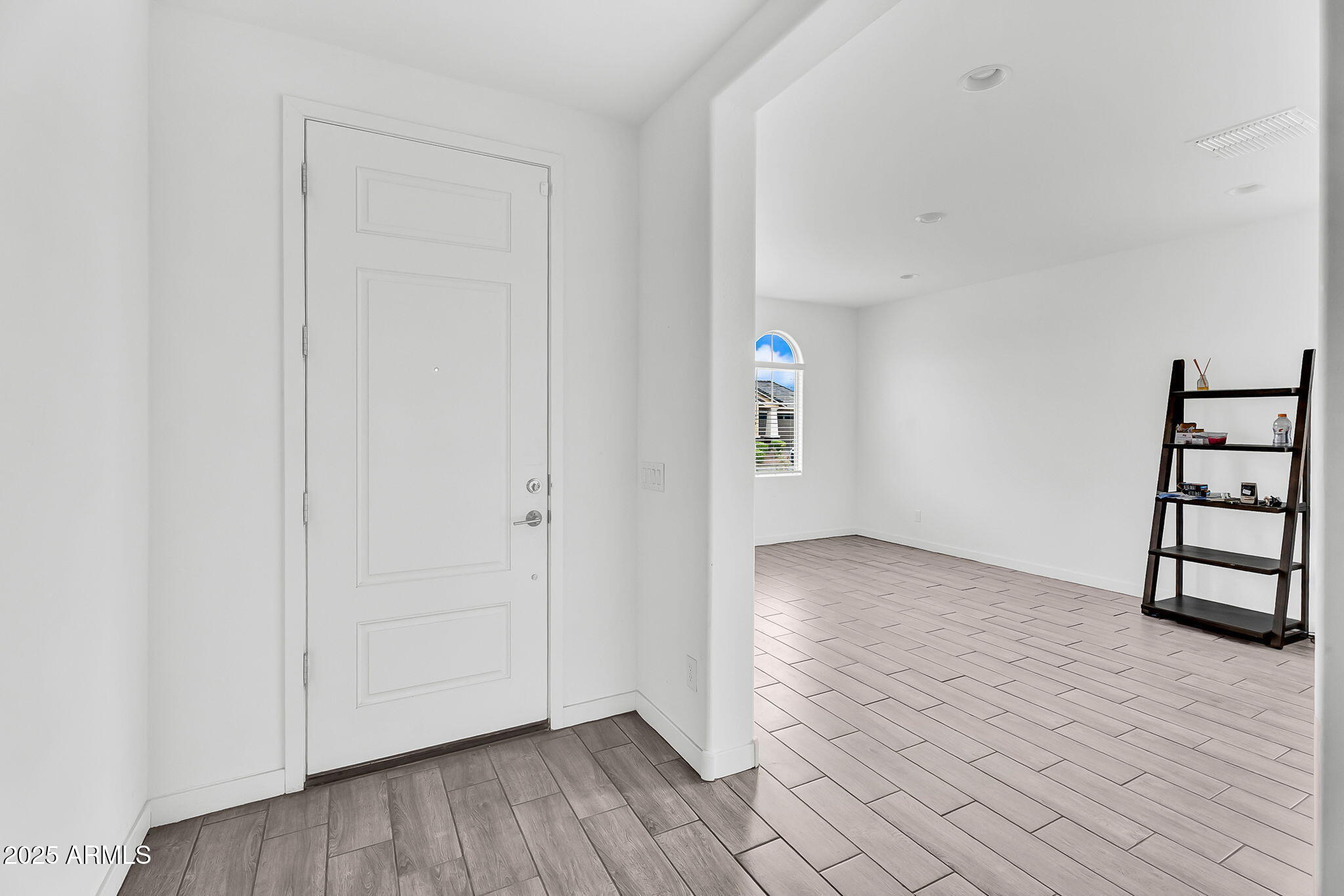 453 East Wiley Way Casa Grande, AZ 85122 - Photo 3 of 30 4-web-or-mls-Wiley Way-4