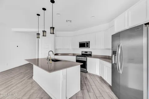 $371,000 | 453 East Wiley Way, Casa Grande, AZ 85122