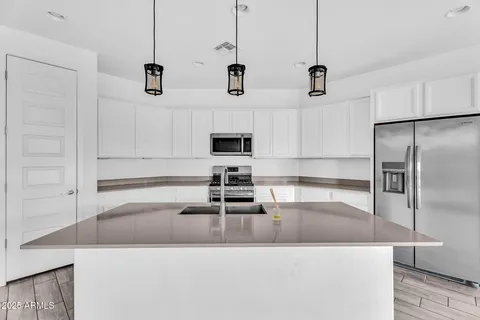 $371,000 | 453 East Wiley Way, Casa Grande, AZ 85122