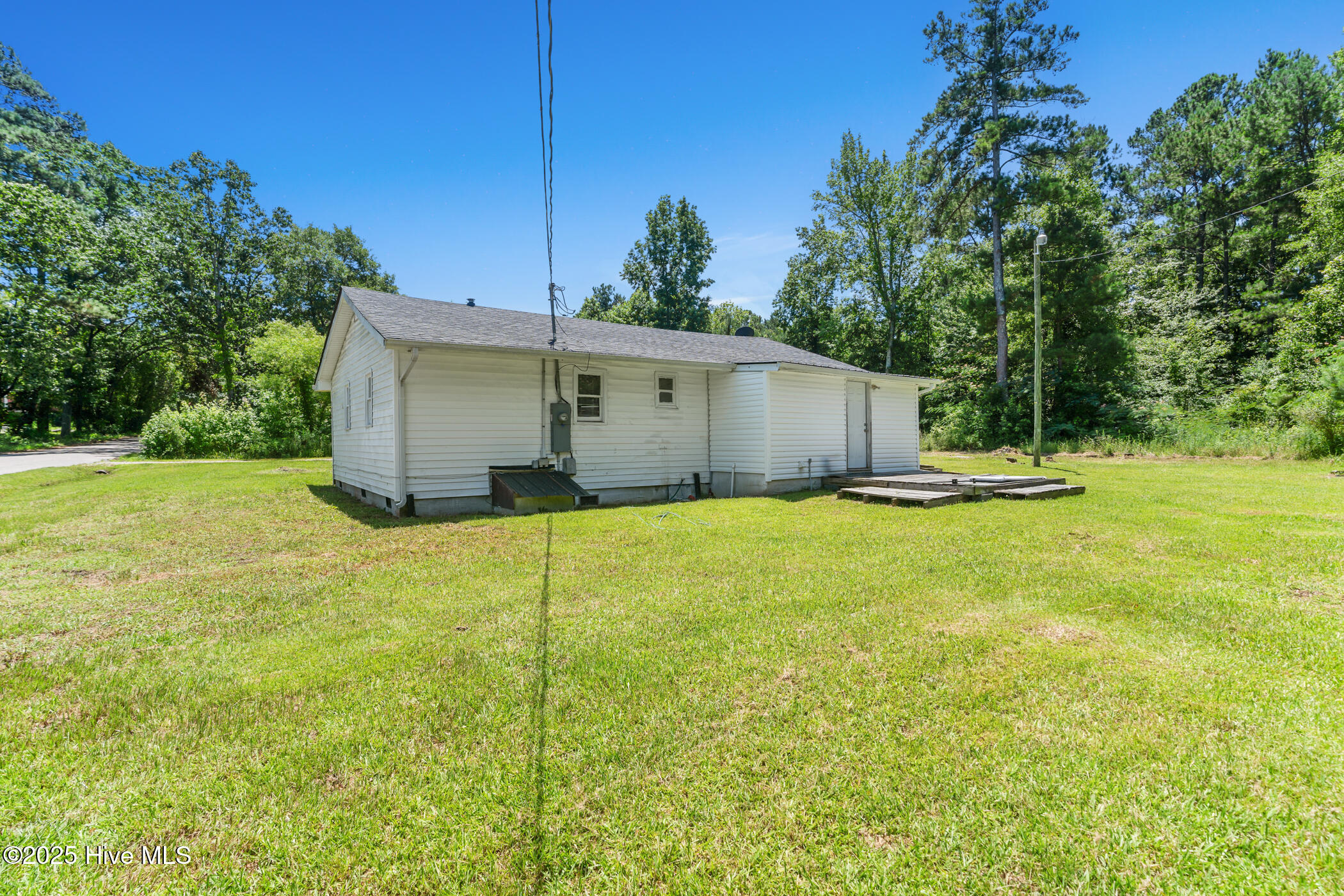 168 Morrow Street Rockingham, NC 28379 - Photo 6 of 22 DSC00186-Edit