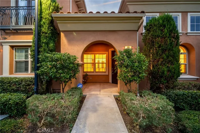 a view of entrance of the house
