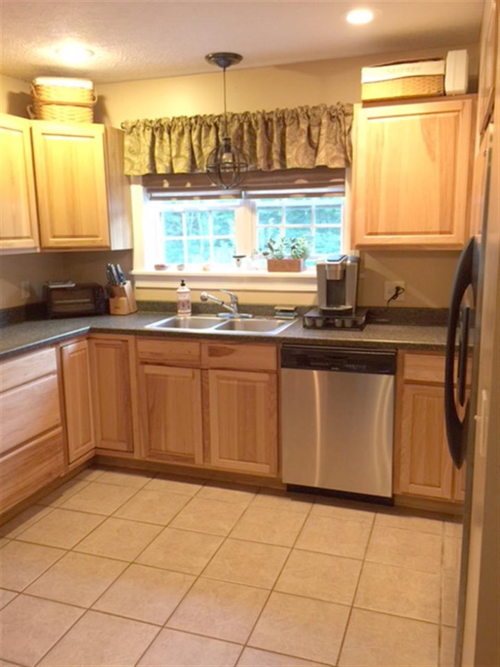 66 Gaudette Farm Road Fairfax, VT 05454 - Photo 10 of 40