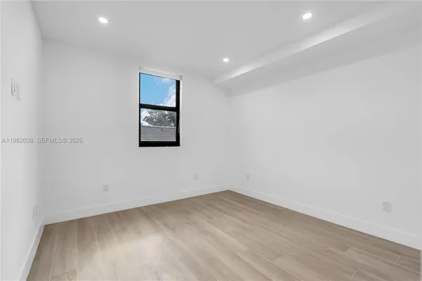 $2,500 | 1037 Northwest 2nd Street, Unit 2C, Miami, FL 33128