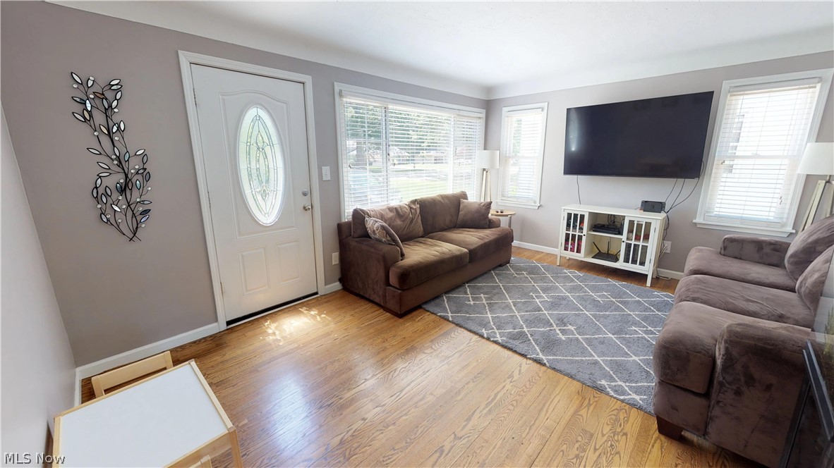 24316 Maple Ridge Road North Olmsted, OH 44070 - Photo 2 of 18 Gallery Image 2